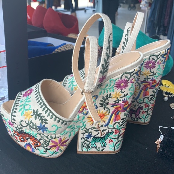 Sergio Rossi platforms wedge heels embroidered